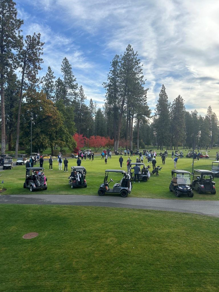 Practice green at Manito